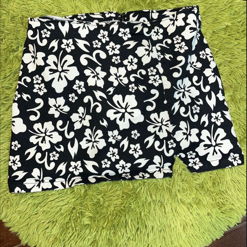Wild fable short  Skirt size XL wore a couple times still in very good condition